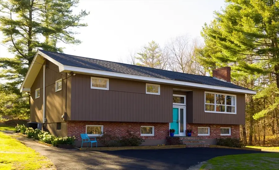 12 Stevens Place, Saugus, MA 01906 - #3