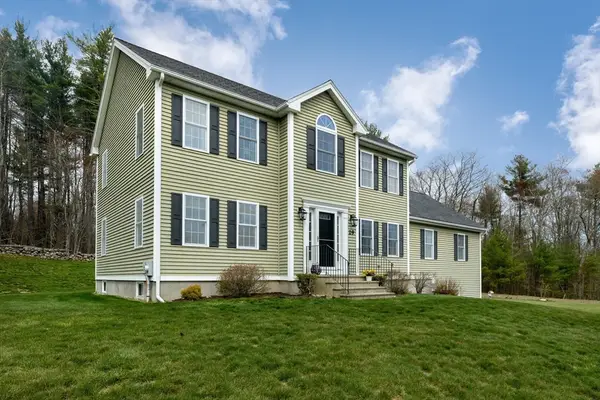 29 Grizzly Drive, Rutland, MA 01543