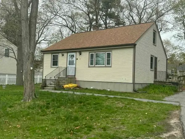 16 Assonet Blvd, Freetown, MA 02702