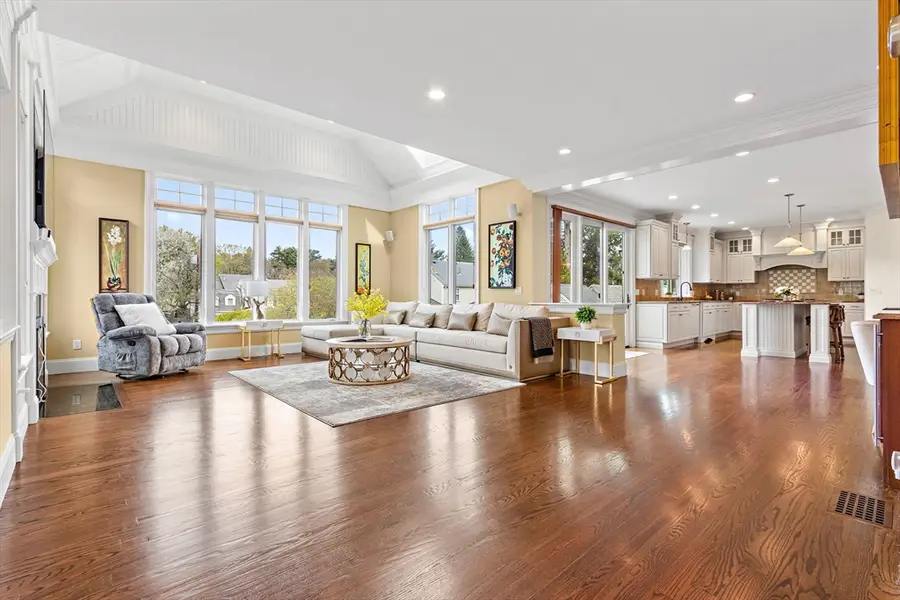 37 Wall Street, Wellesley, MA 02481 - #2