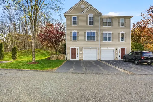 69 Buttercup Ln #69, Grafton, MA 01560