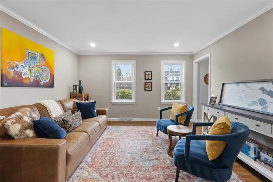 25 Farmington Dr, Shrewsbury, MA 01545 - #3