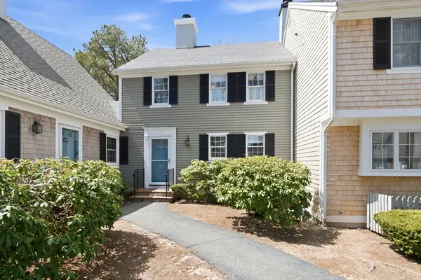 404 Admiralty Hts #404, Yarmouth, MA 02675