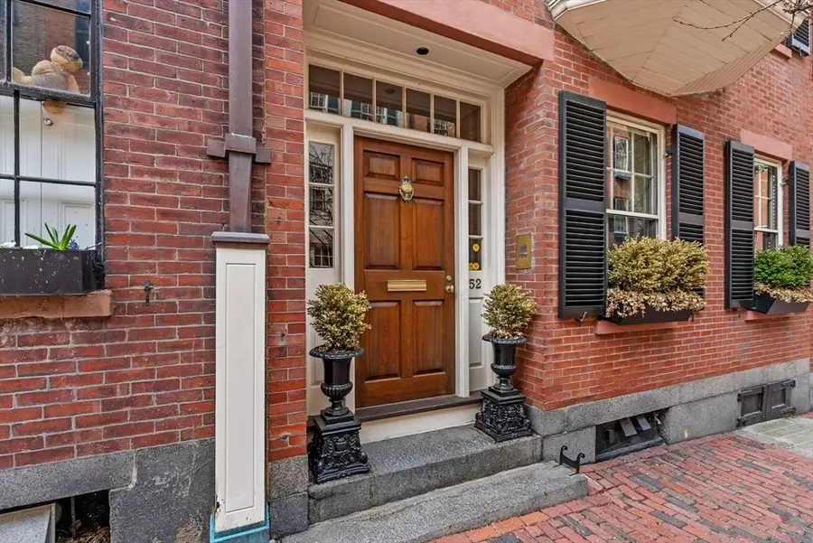 52 Pinckney St, Boston, MA 02114 - #2