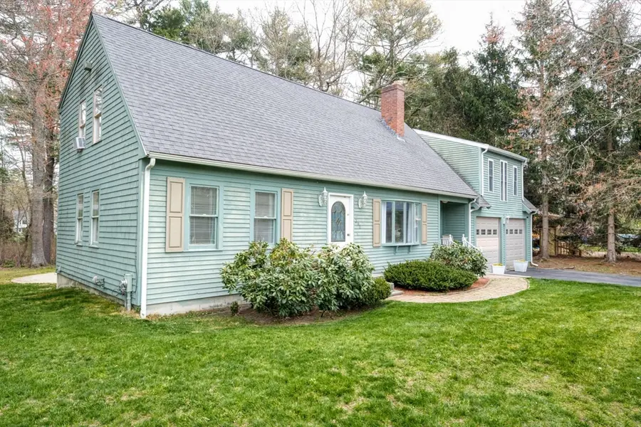 260 Shag Bark Rd, Taunton, MA 02780 - #2
