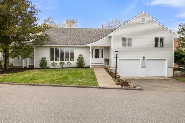 8 Marbee Rd, Rockport, MA 01966
