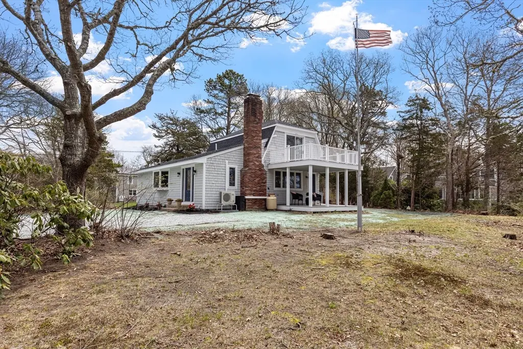 5 Bell Rd Ext, Bourne, MA 02532 - #1