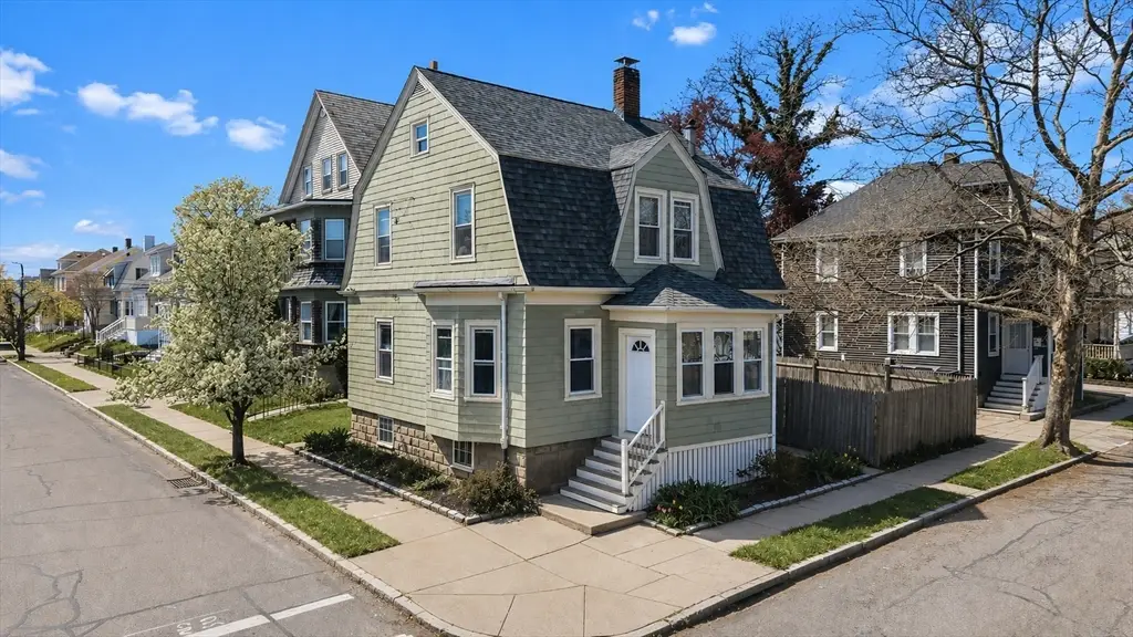 381 Park St, New Bedford, MA 02740 - #1