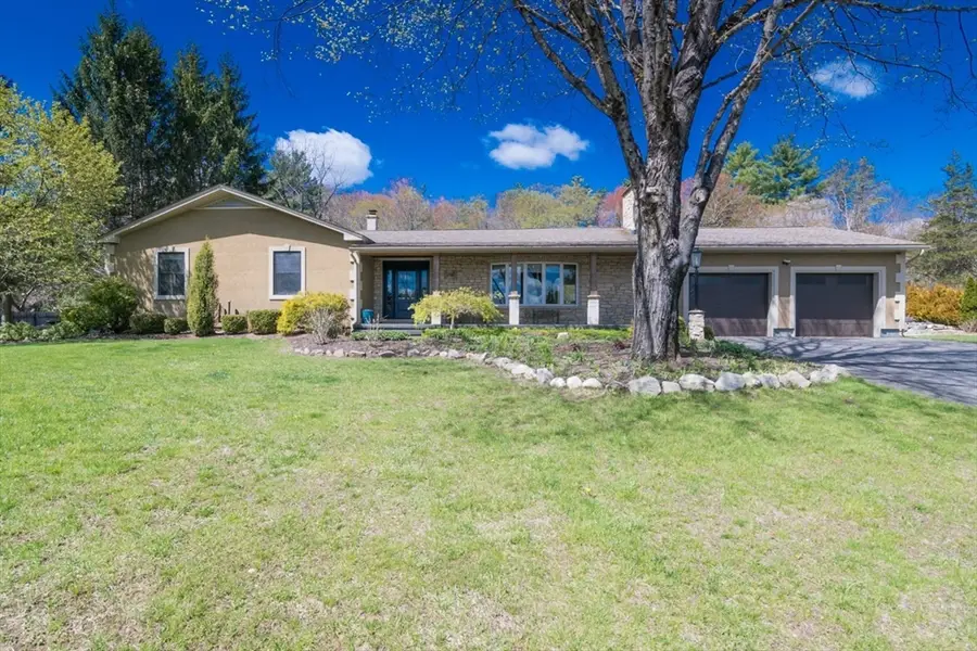 260 N Liberty St, Belchertown, MA 01007 - #2