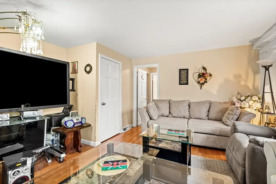 54 Shirley Ave, Lowell, MA 01854 - #2