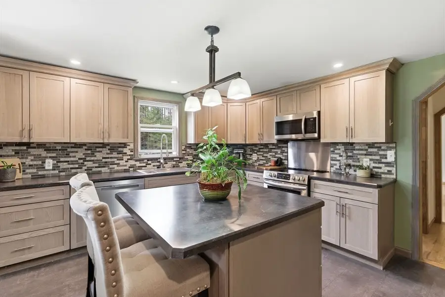 35 Royalston Rd N, Winchendon, MA 01475 - #2