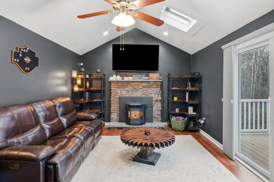 35 Shannon Road, Hampstead, NH 03841 - #3