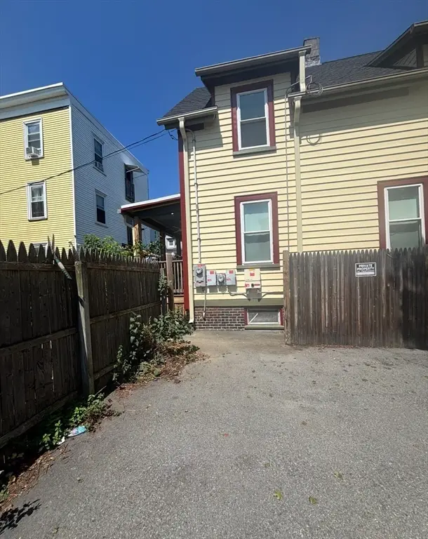 13 Moulton St, Lynn, MA 01905 - #2