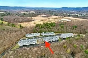 27 Greenleaves #726, Amherst, MA 01002