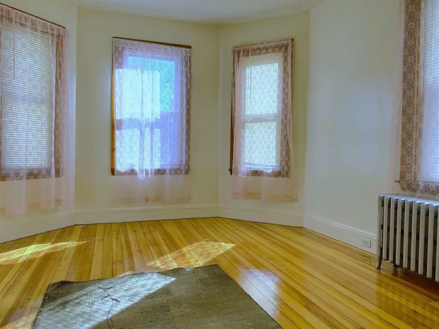 3985 Washington St, Boston, MA 02131 - #3