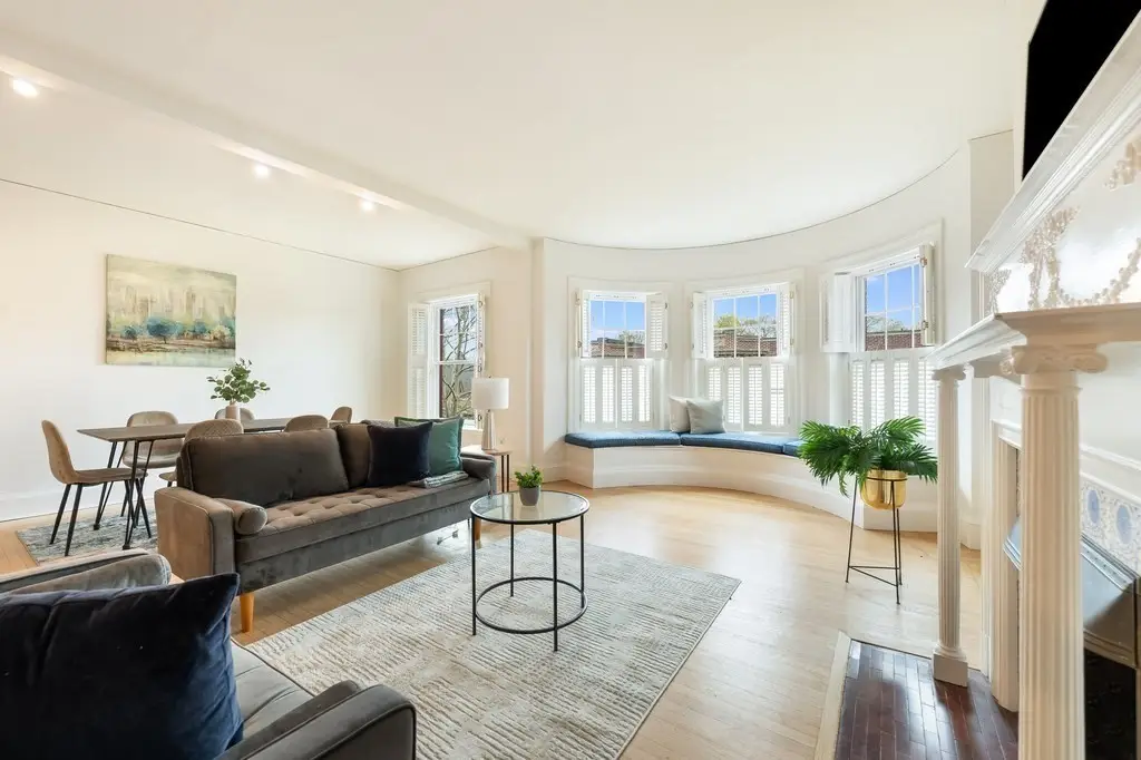 41 Carlton St #3, Brookline, MA 02446 - #1