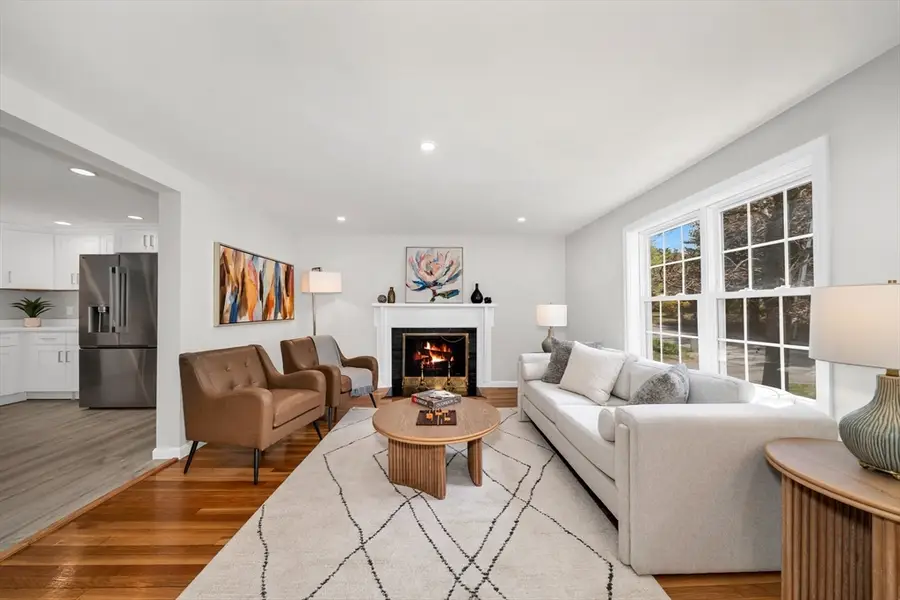 42 Lawsbrook Rd, Acton, MA 01720 - #3