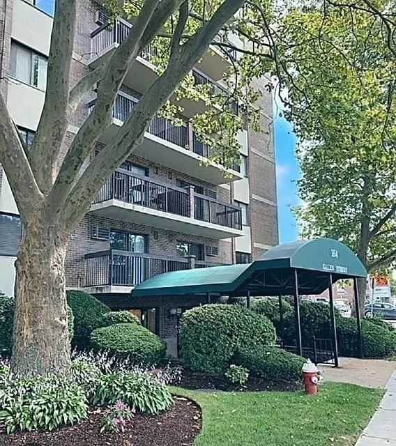 164 Galen Street #14, Watertown, MA 02472