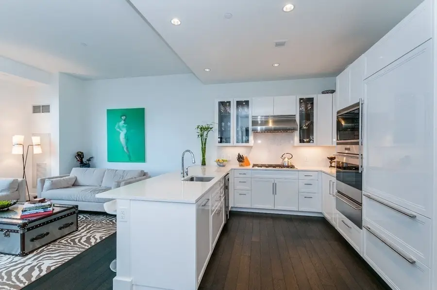 22 Liberty Dr #10I, Boston, MA 02210 - #2