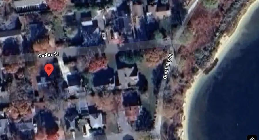 55 Cedar St, Teaticket, MA 02536 - #3