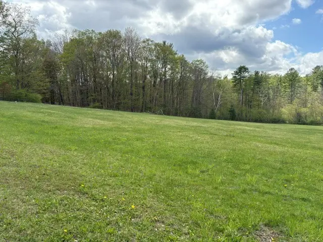 365 Churchill St, Pittsfield, MA 01201 - #3