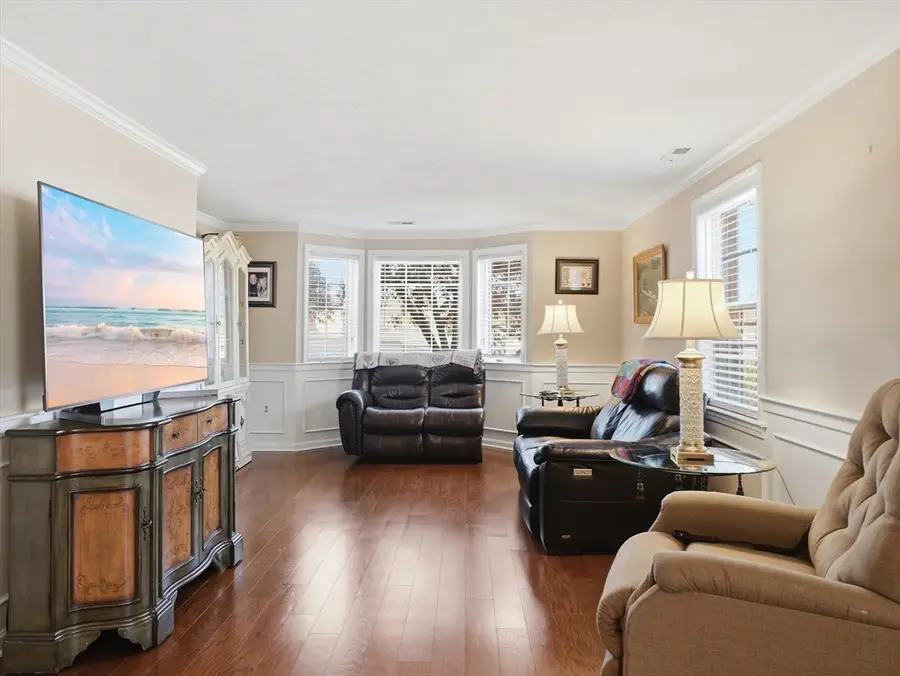 785 Washington St #105, Norwood, MA 02062 - #3