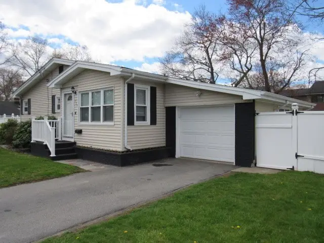 107 Alva St, New Bedford, MA 02740 - #2