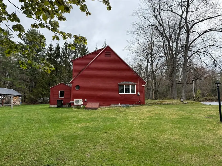 729 North Rd, Hardwick, MA 01037 - #3