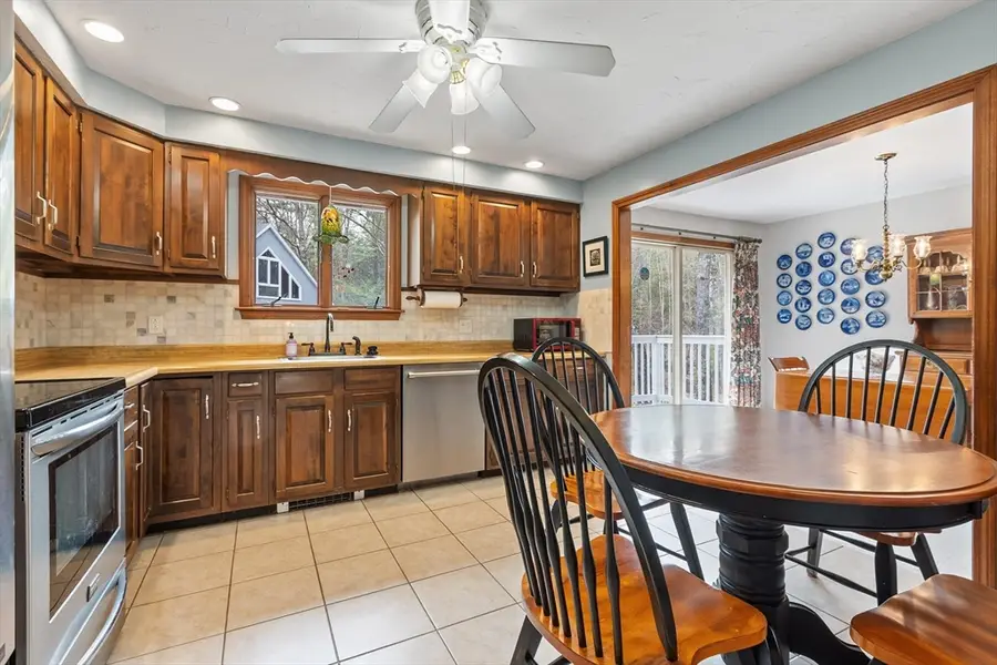 305 Benjamin St, Winchendon, MA 01475 - #3