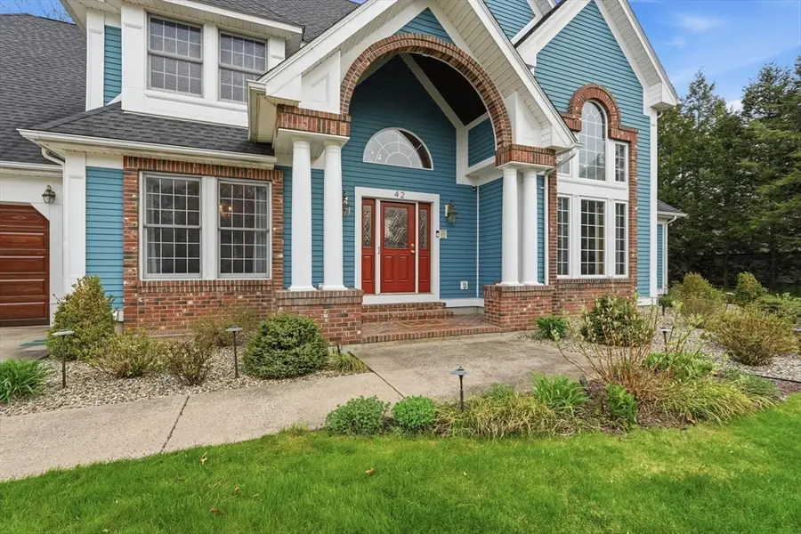 42 Gary Dr, Westfield, MA 01085 - #2