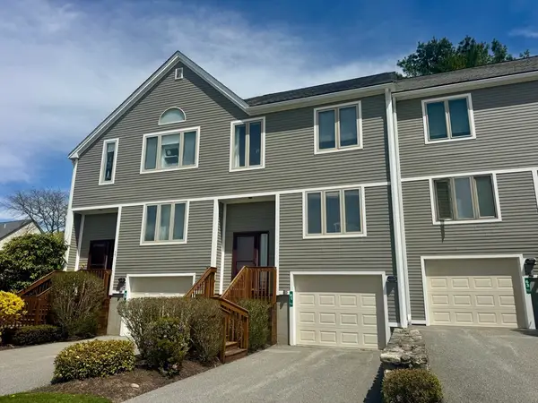 61 Bayberry Lane #61, Dartmouth, MA 02747