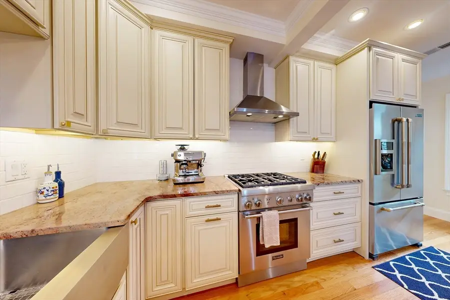 17 Hammond Street #2, Somerville, MA 02143 - #3