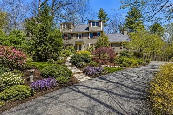 19 Pheasant Lane, Topsfield, MA 01983