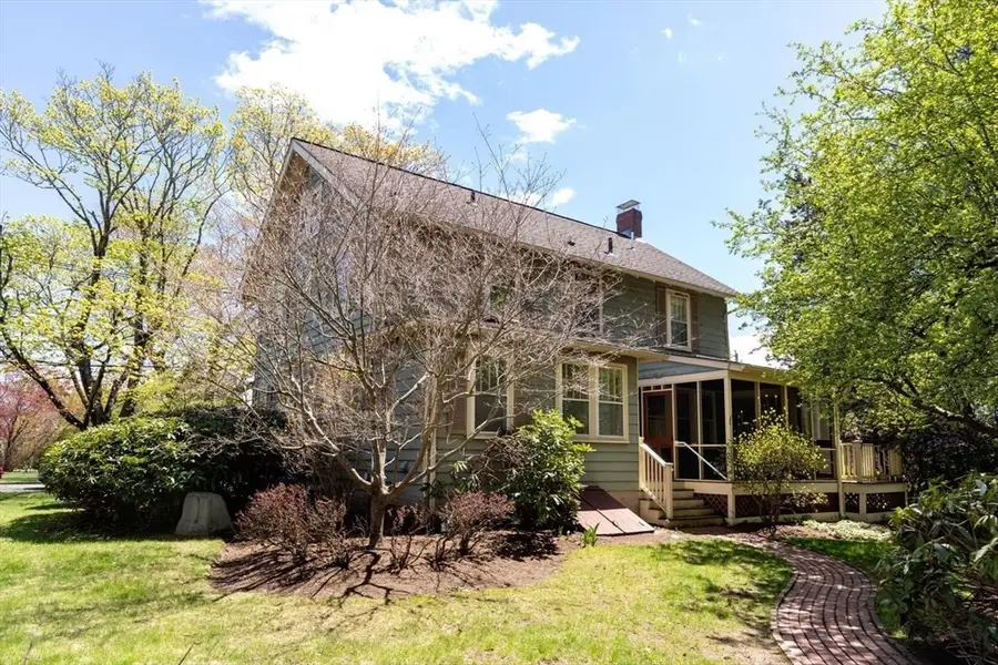 301 Highland Ave, Randolph, MA 02368 - #2