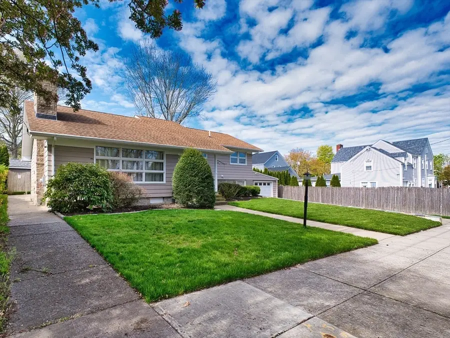 349 Harvard St, Fall River, MA 02720 - #3