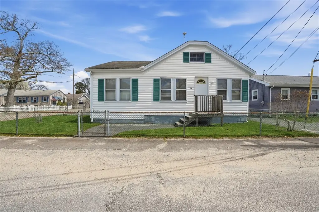 26 Bayview Street, Wareham, MA 02571 - #1