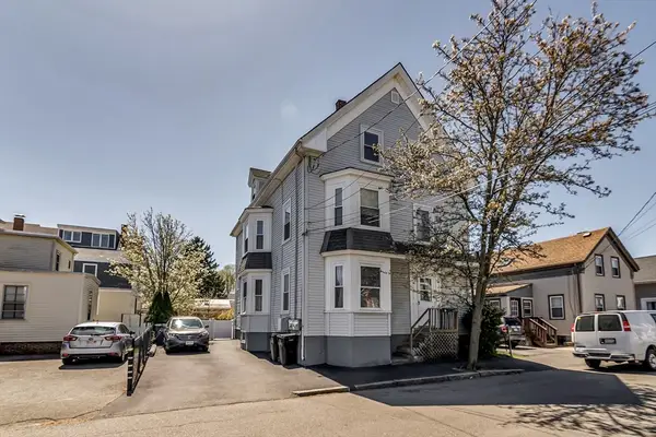 6 Pearl St, Salem, MA 01970