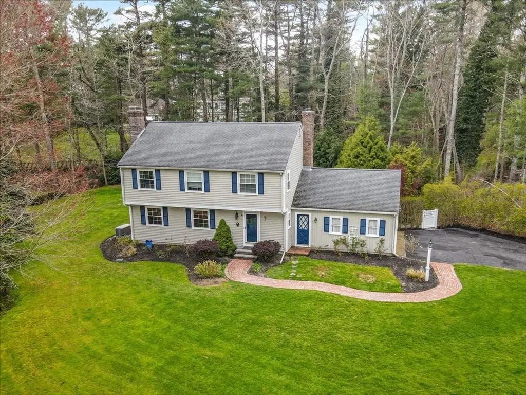 126 Flint Locke Dr, Duxbury, MA 02332 - #1