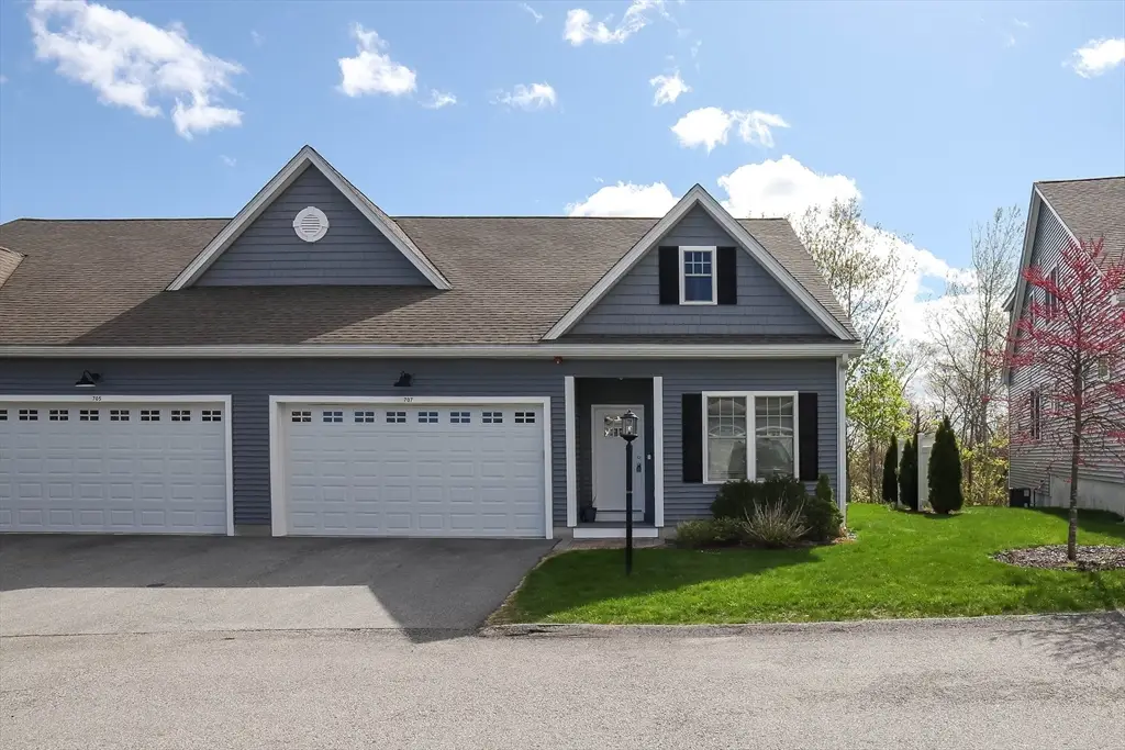 707 Southwood Ln #707, Clinton, MA 01510 - #1
