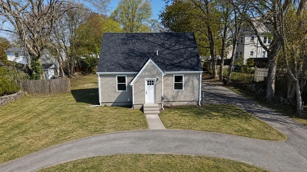 121 Durfee St, New Bedford, MA 02740 - #1
