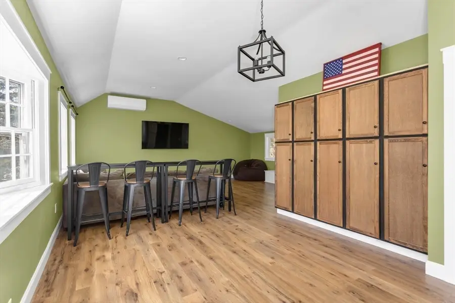 15 Mayflower Road, Norwood, MA 02062 - #3