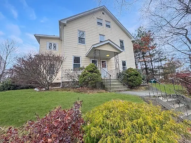 80 Delmont Ave, Worcester, MA 01604 - #2