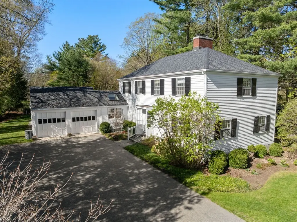 633 Boston Post Rd, Weston, MA 02493 - #1