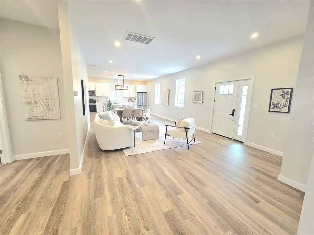 47 Myrtle St, Lynn, MA 01905 - #1