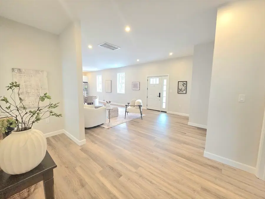 47 Myrtle St, Lynn, MA 01905 - #2