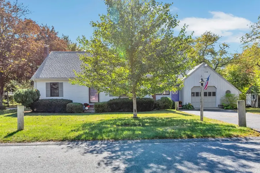 9 Mansfield Avenue, Marstons Mills, MA 02648 - #2