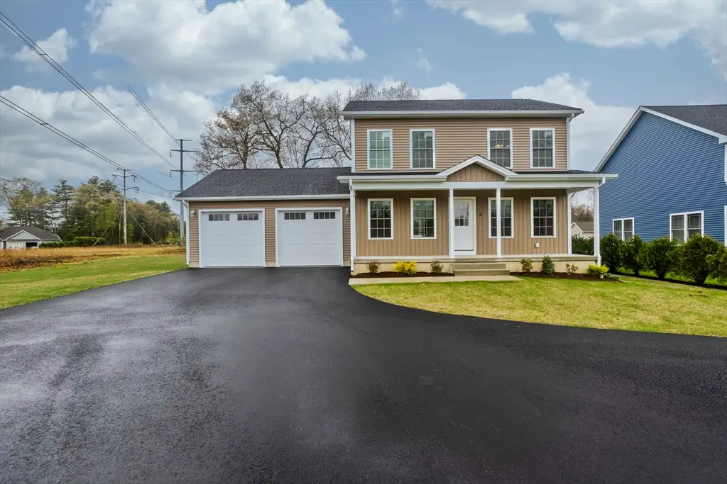 35 Focosi Ln, Ludlow, MA 01056 - #1