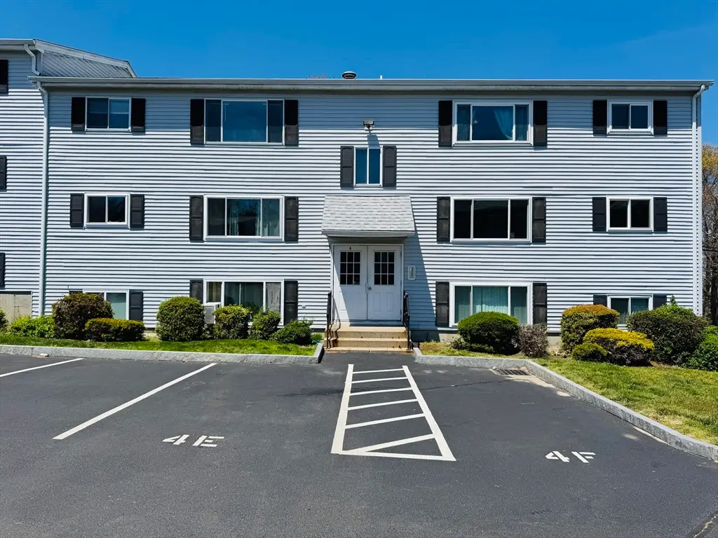 5455 N Main St #4E, Fall River, MA 02720 - #1