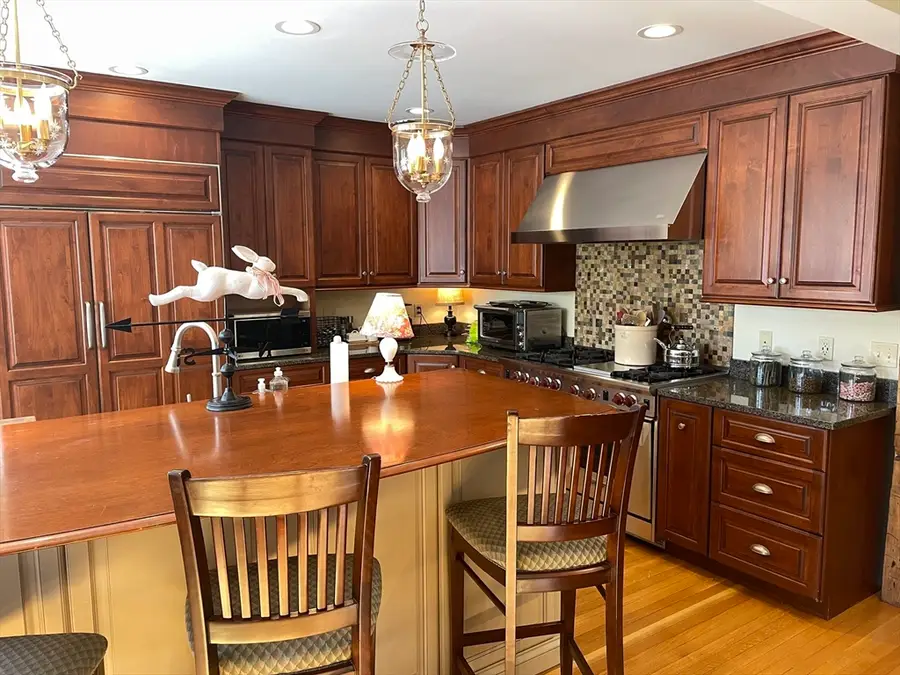 7 Prospect St, Shrewsbury, MA 01545 - #2