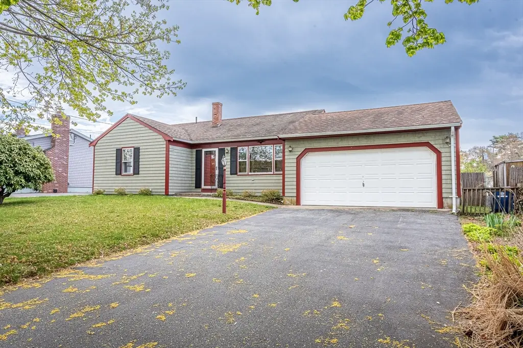 82 Cottonwood Rd, New Bedford, MA 02745 - #1